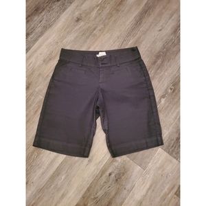 Lee just below the waist Shorts